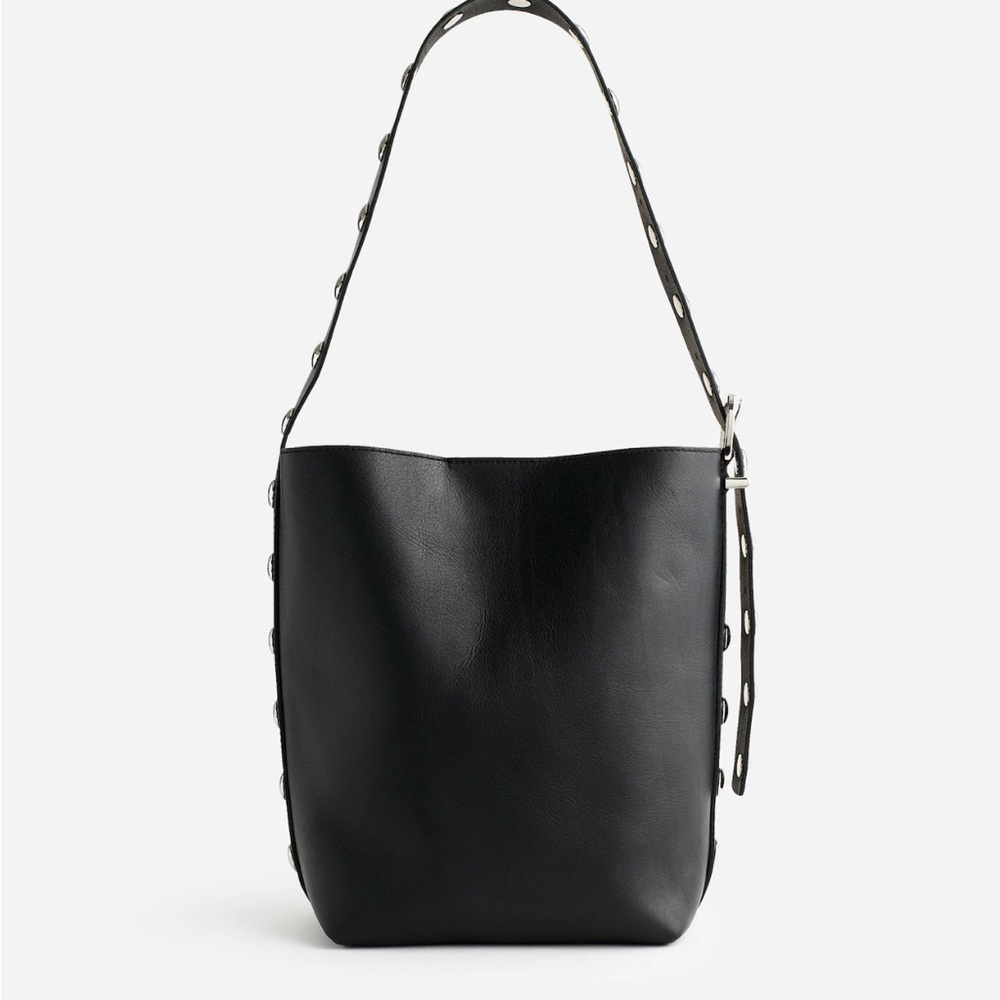 The Essential Medium Bucket Tote